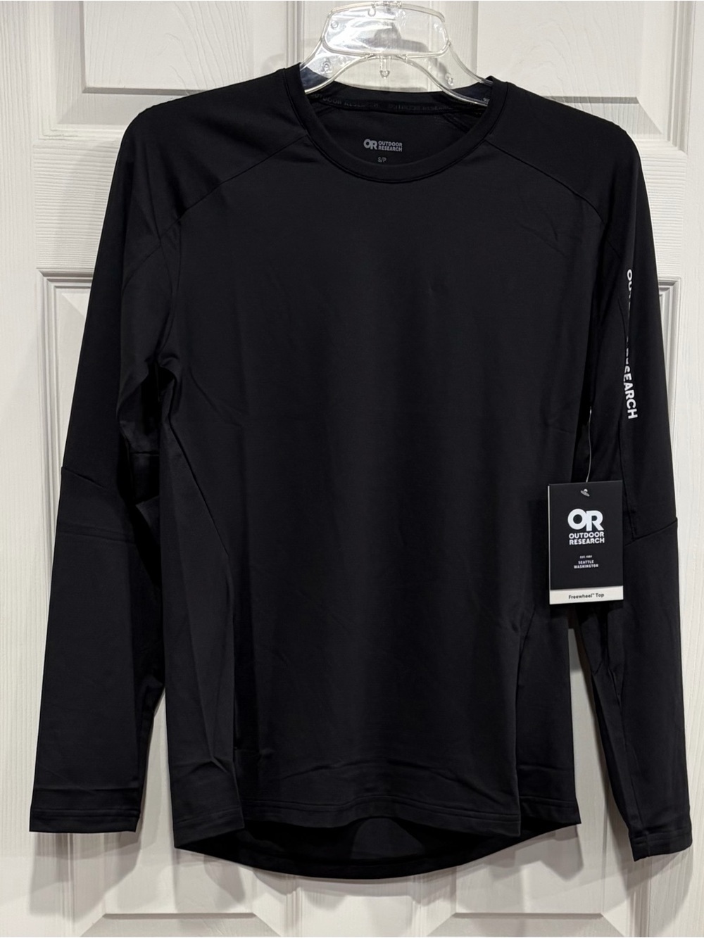 Outdoor Research Women's Small Freewheel MTB Jersey Long Sleeve Black NWT